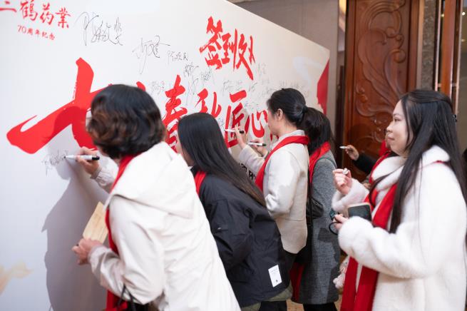 DSC_0416.jpg DSC_0416.jpg